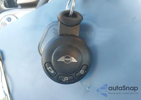 2007 Mini Cooper из США, поврежденный, VIN WMWMF33537TT53430